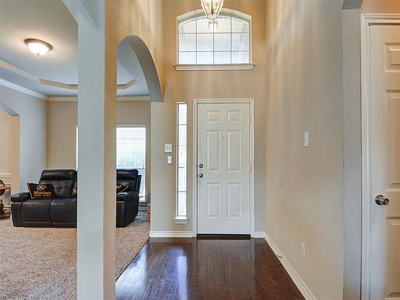 4th image of 8336 Indian Bluff Trl