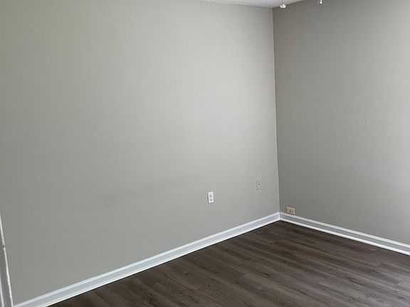 5th image of 811 N Fisher St