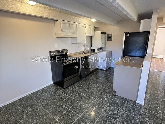 4th image of 1180 Yosemite St Unit 213