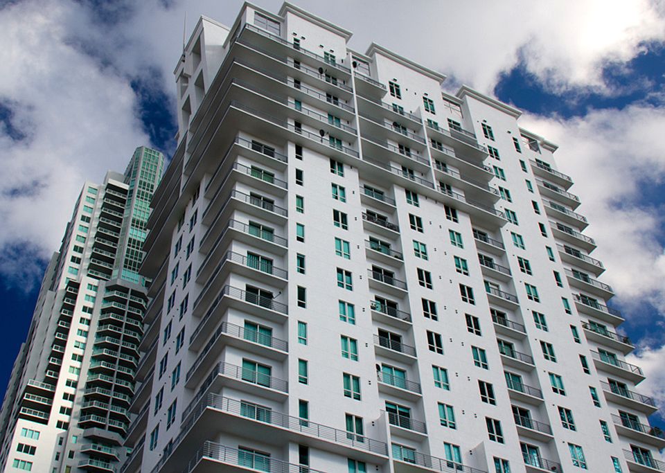 1st image of 234 NE 3rd St APT 2025