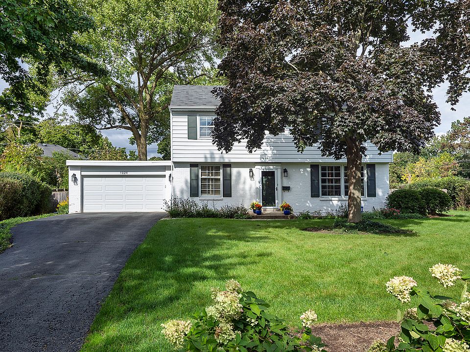 1st image of 1024 Old Elm Pl