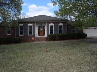 302 Fawn Brook Dr, Greenwood, SC 29646