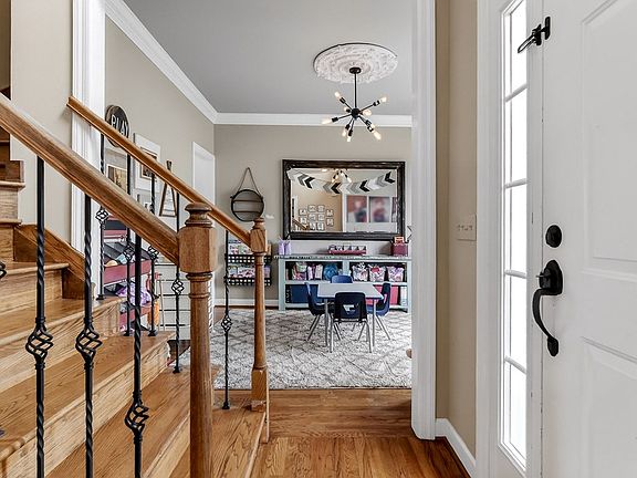 4th image of 309 New Heritage Dr
