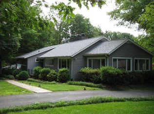 1100 Cherokee Trl, Martinsville, VA 24112