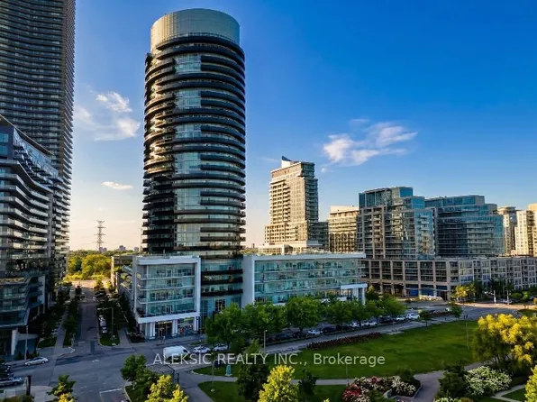 80 Marine Parade Dr #235, Toronto, ON M8V 0A3