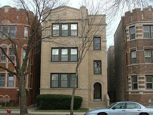 1st image of 7631 S Yates Blvd #3