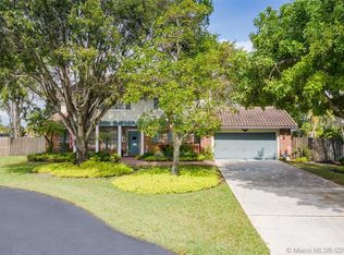 5705 Cloverdale Ct, Davie, FL 33331