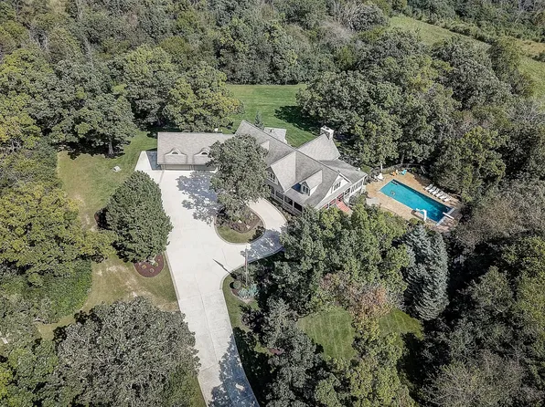 42720 N Converse Rd, Antioch, IL 60002