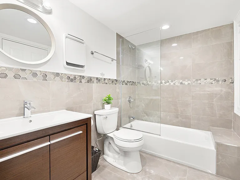 1227 Dean St #1 — Photo 9