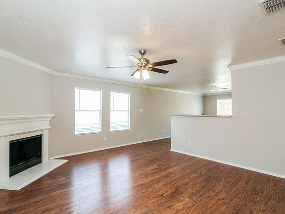 5th image of 14141 Esperanza Dr