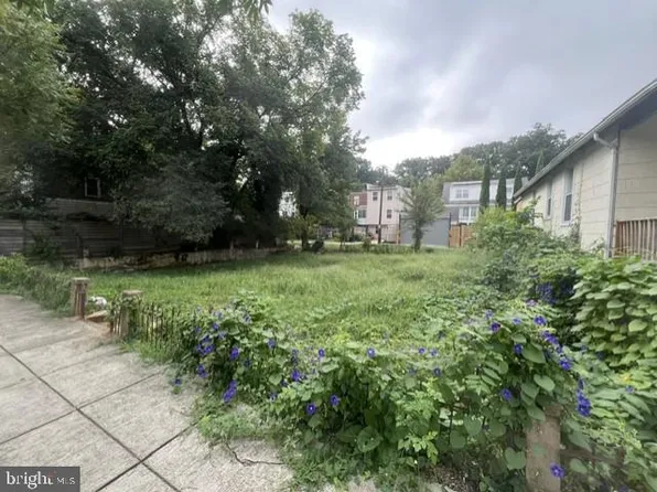 4113 Gault Pl NE #4115, Washington, DC 20019