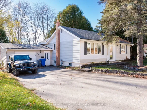 731 Ski Club Rd, North Bay, ON P1B 7R5