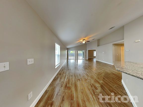 4th image of 3010 Clover Blossom Cir
