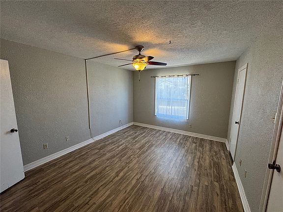 3rd image of 904 University Dr E #4