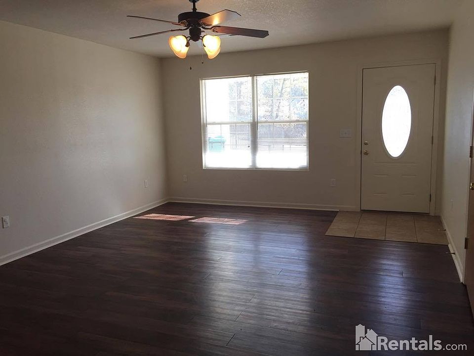 2nd image of 16328B Holy Cross Ln
