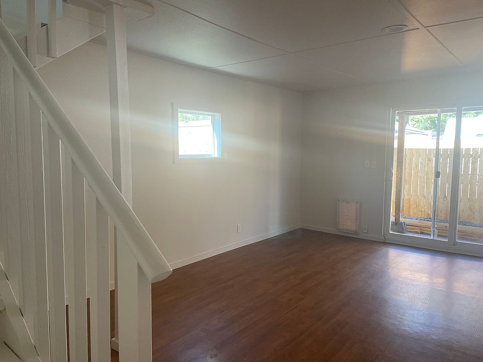 1st image of 354.5 Greenwood St