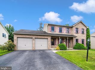 16815 Cavalry Dr, Williamsport, MD 21795