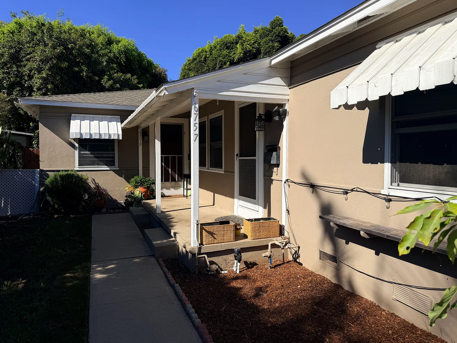 2 bed, 741 sqft, $3,595 — Photo 4