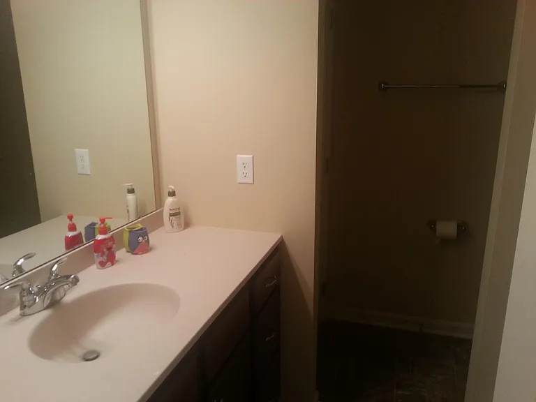 1065 Bayberry Dr — Photo 6