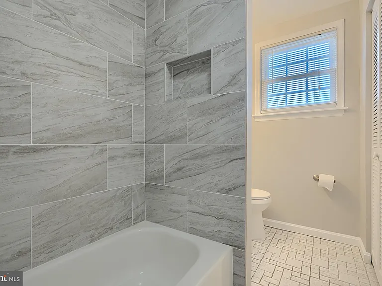 1727 Magnolia Ave — Photo 11
