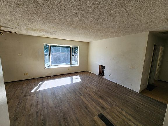 4th image of 7355 Herlong Way