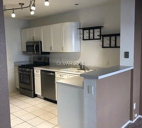 4th image of 2604 Orchard Meadows Ave