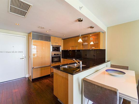 3rd image of 6801 Collins Ave #1214-DOOR1
