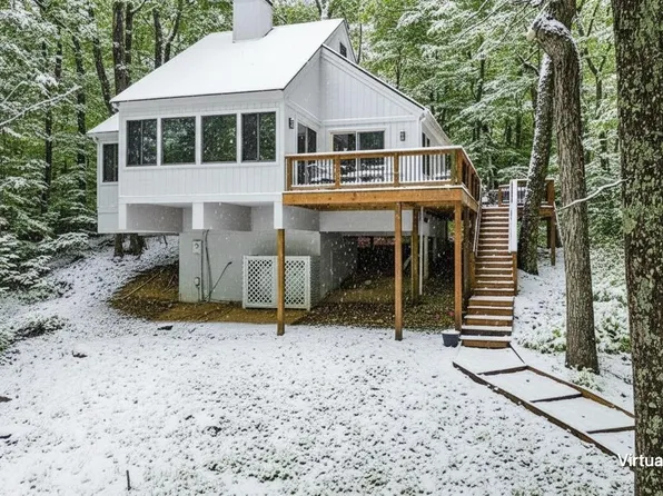 93 Squirrel Tree Ln, Wintergreen Resort, VA 22967