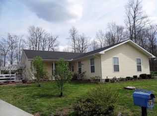 308 Tower Rd, Frenchburg, KY 40322