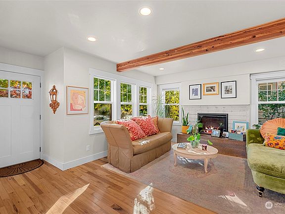 5th image of 926 Highland Drive