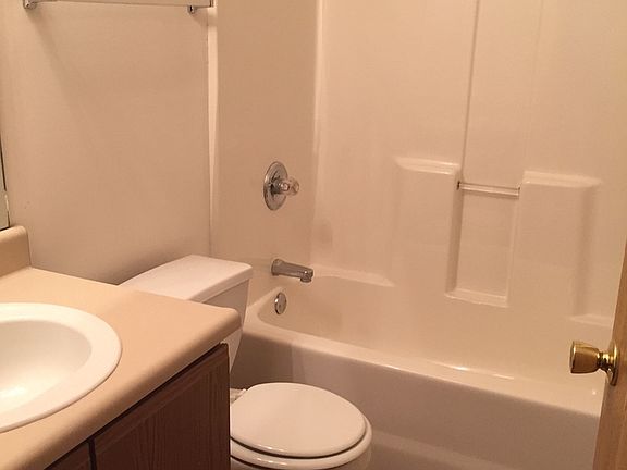 2nd image of 401 Brunswick Dr APT 15