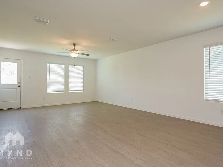 30 West Luxury Rental Homes — Photo 255