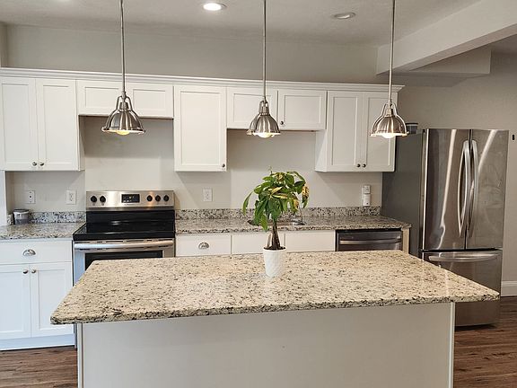 3rd image of 25 Winthrop Ave #B