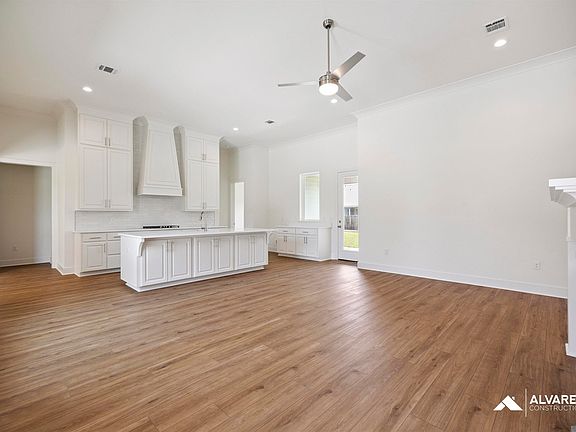 5th image of 10141 Sanctuary Oaks Dr