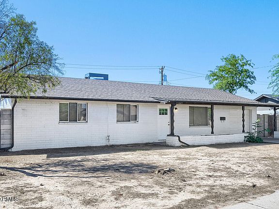 3rd image of 5449 W FLOWER Street