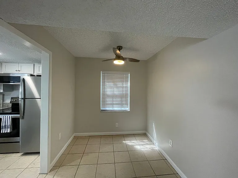 1223 Pamela St — Photo 24