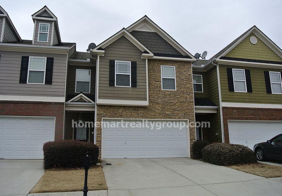 1st image of 32 Providence Oak Ln