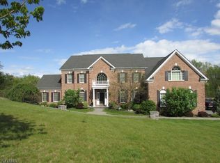 14 Flagstone Hill Rd, Wantage, NJ 07461