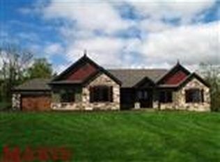221 Eisenhower Dr, Saint Peters, MO 63376