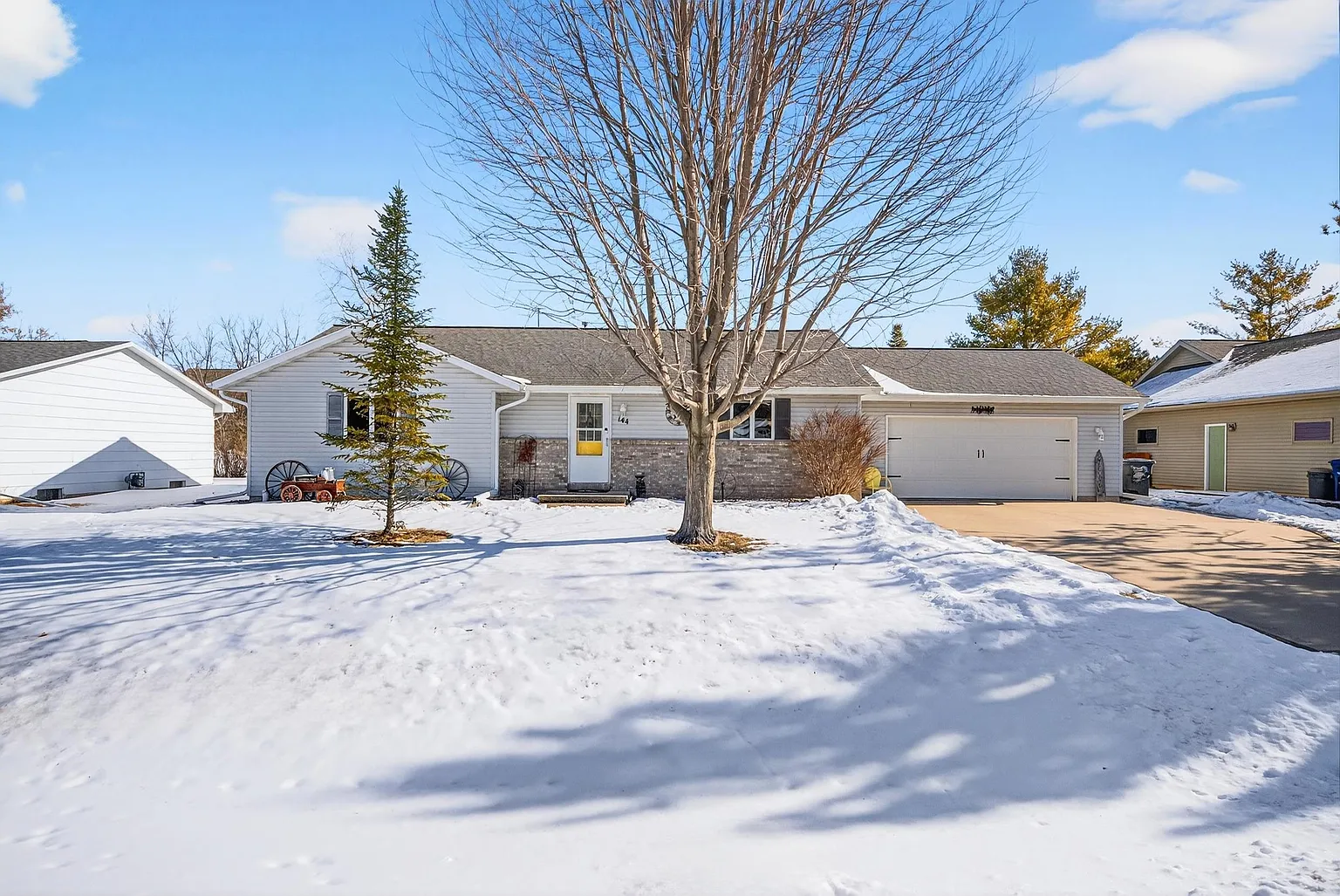 144 Baldwin Ct photo 1