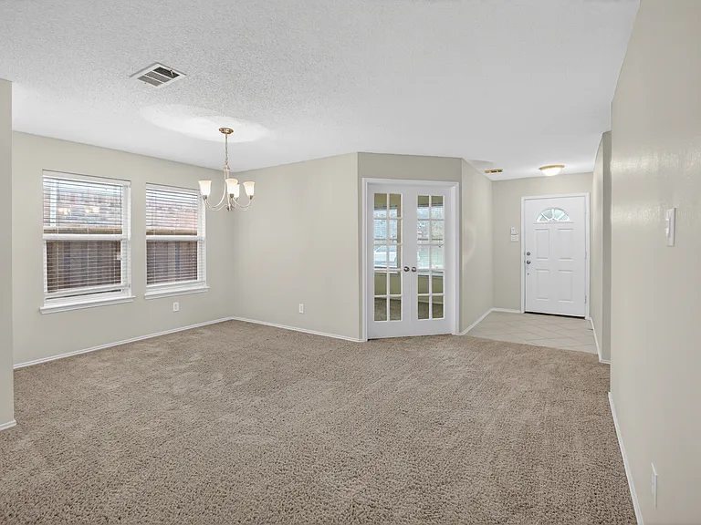 4022 Cedar Elm Ln — Photo 11