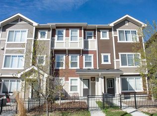 197 E Sundown Rd, Cochrane, AB T4C 2M6