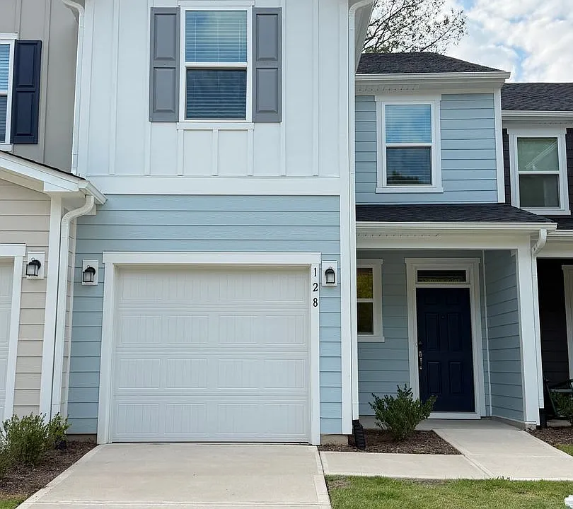 128 Parker Ln