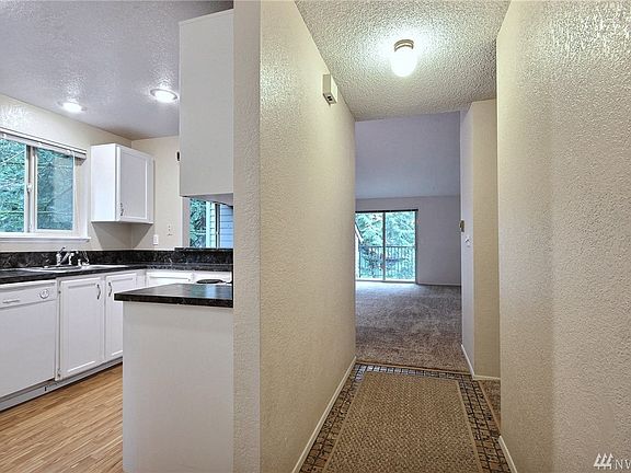 4th image of 14616 NE 81st St #C3