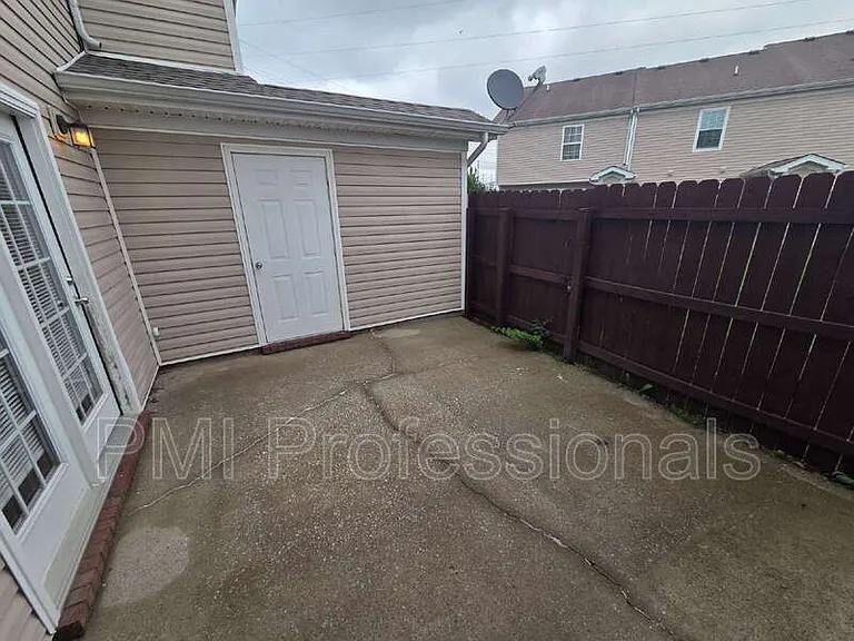 108 Oak Valley Cir — Photo 15