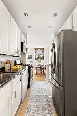 Sold by Compass | media 1