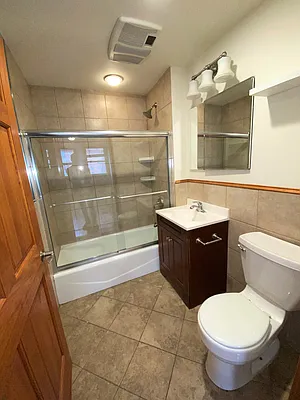 Rented by OvCo Realty | media 18