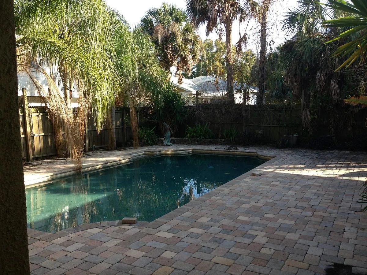 4 bed, 3.5 bath, 2400 sqft, $4,800 — Photo 4