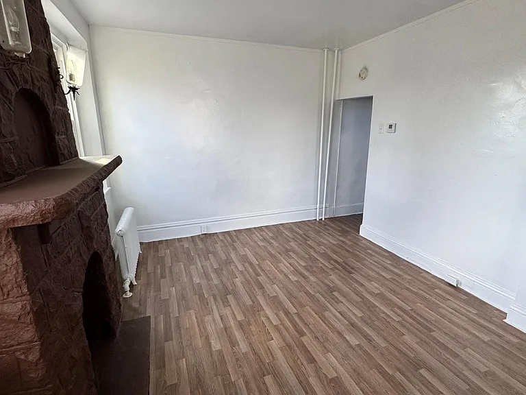 308 Bessemer Ave #4 — Photo 9