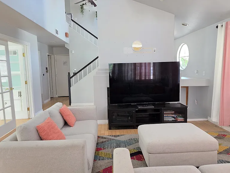 25352 Fitzgerald Ave — Photo 6